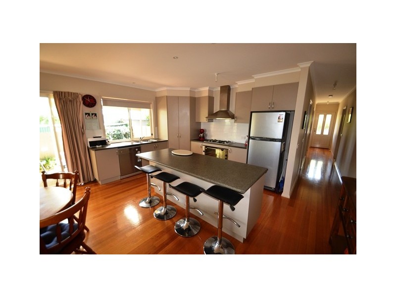 17 Moyle Street, Seymour VIC 3660