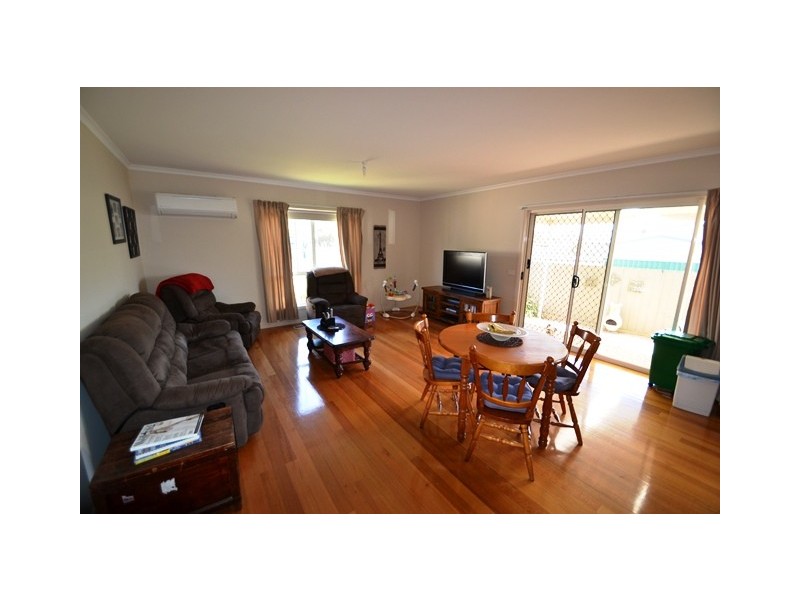 17 Moyle Street, Seymour VIC 3660