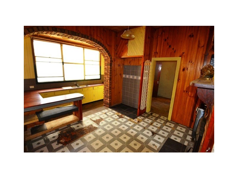 5 ALBERT STREET, Seymour VIC 3660