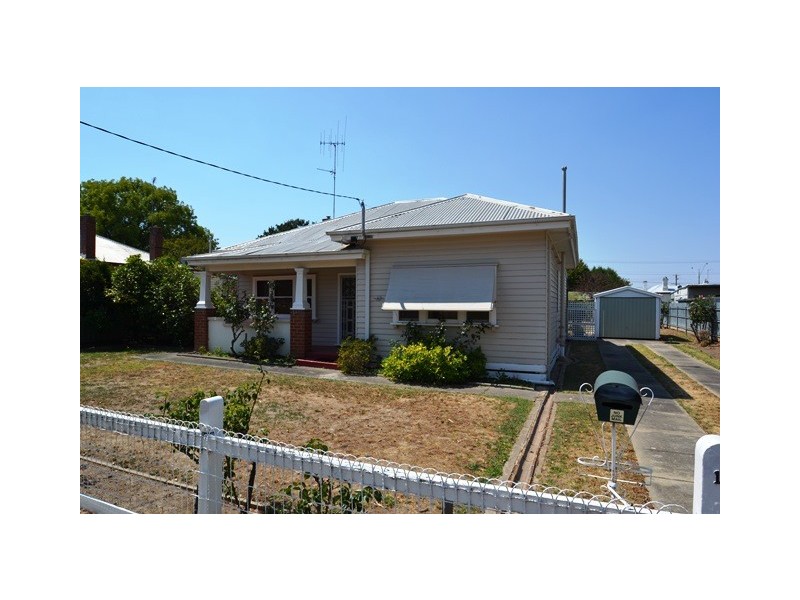 13 Loco Street, Seymour VIC 3660