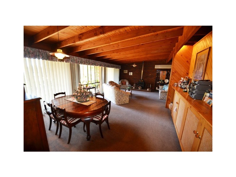 210 Bromfields Road, Seymour VIC 3660