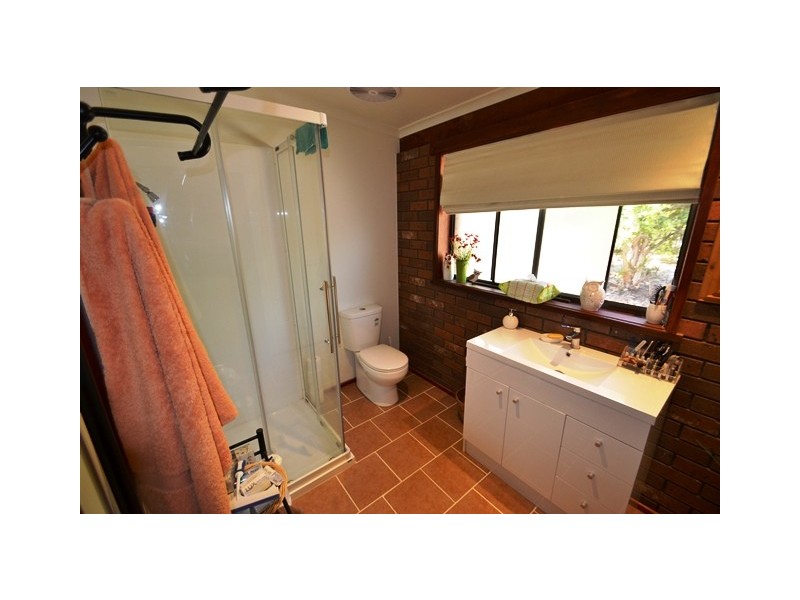 210 Bromfields Road, Seymour VIC 3660