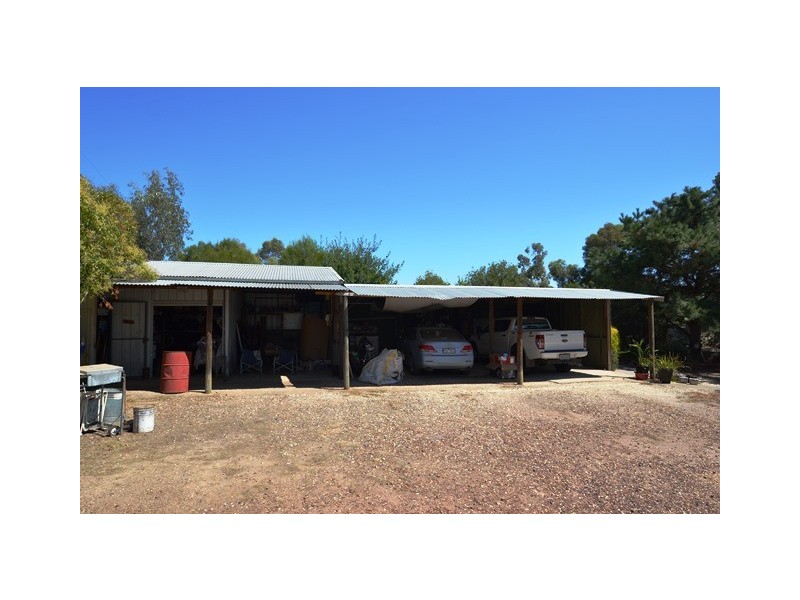 210 Bromfields Road, Seymour VIC 3660