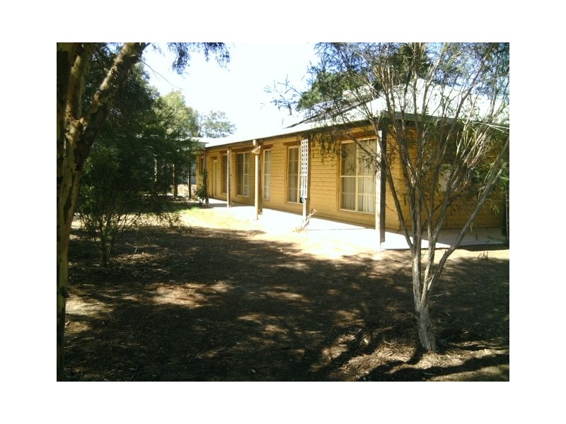 65 Heywoods Road, Seymour VIC 3660