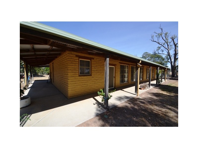 65 Heywoods Road, Seymour VIC 3660