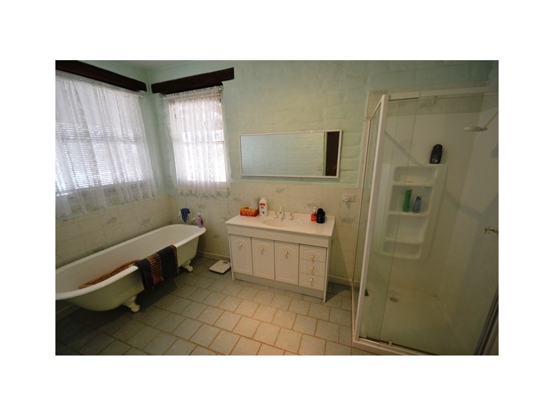 65 Heywoods Road, Seymour VIC 3660