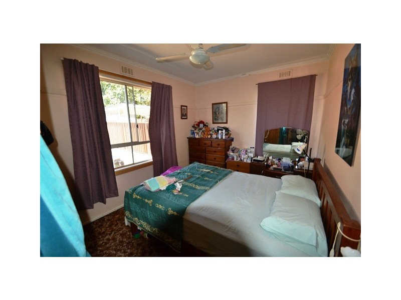 27 Anglesey, Seymour VIC 3660