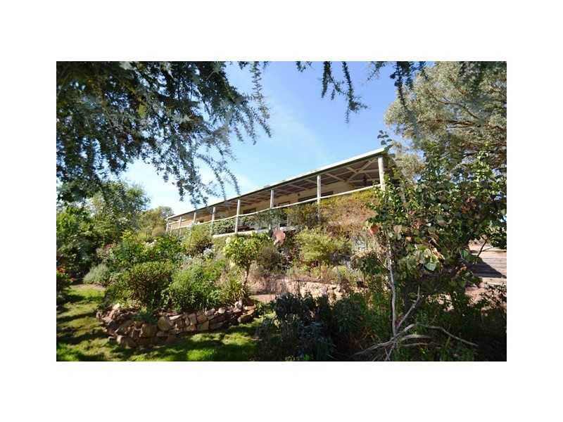 100 Clydesdale Road, Seymour VIC 3660