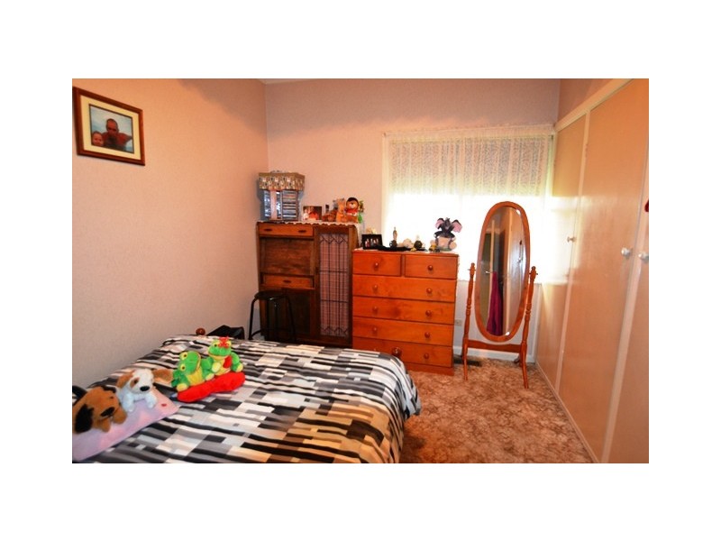 28 Delhi Street, Seymour VIC 3660