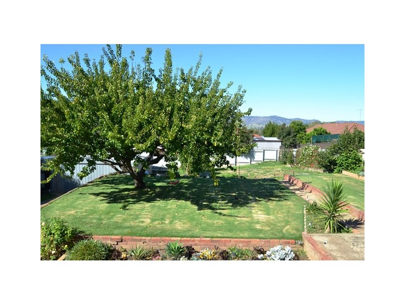 28 Delhi Street, Seymour VIC 3660