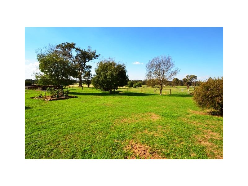 570 Northwood Road, Seymour VIC 3660