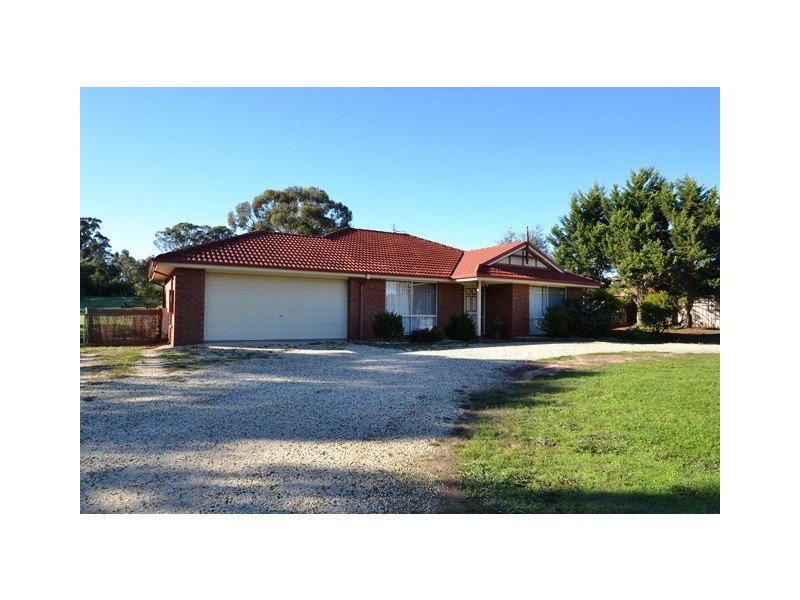 74 Avenel Road, Seymour VIC 3660