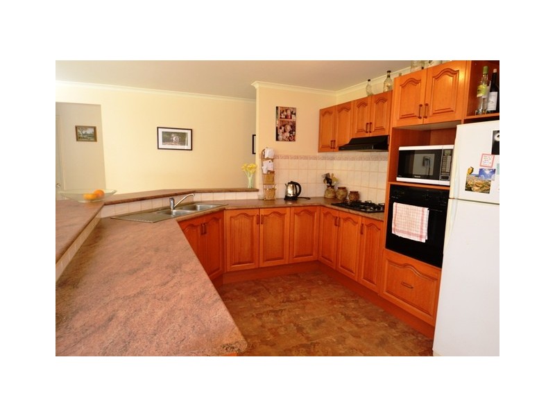 74 Avenel Road, Seymour VIC 3660