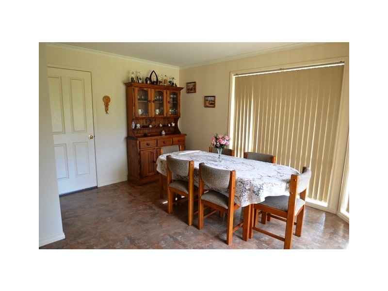 74 Avenel Road, Seymour VIC 3660