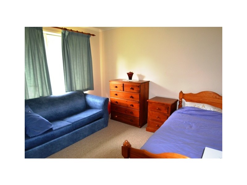 74 Avenel Road, Seymour VIC 3660