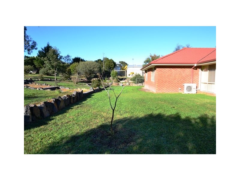 74 Avenel Road, Seymour VIC 3660