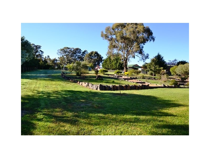 74 Avenel Road, Seymour VIC 3660
