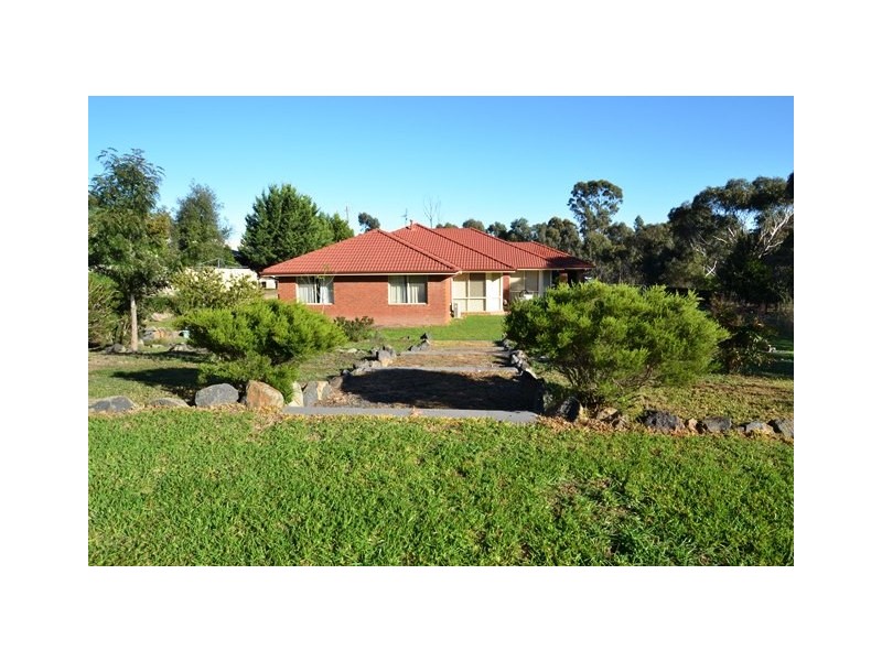 74 Avenel Road, Seymour VIC 3660