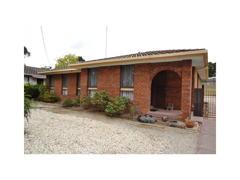 84 Redbank Road, Seymour VIC 3660