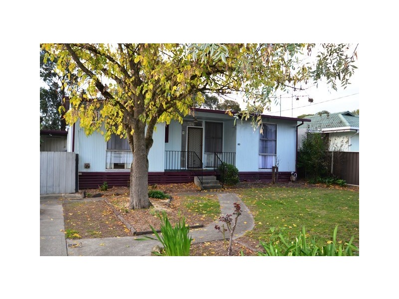 80 Martindale Cres, Seymour VIC 3660