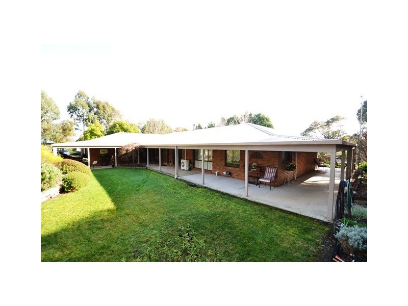 205 Highlands Road, Seymour VIC 3660