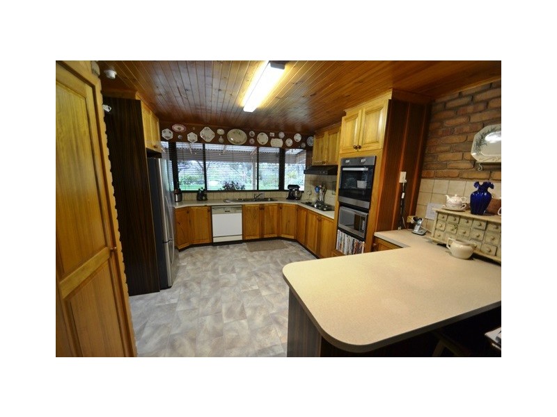 205 Highlands Road, Seymour VIC 3660