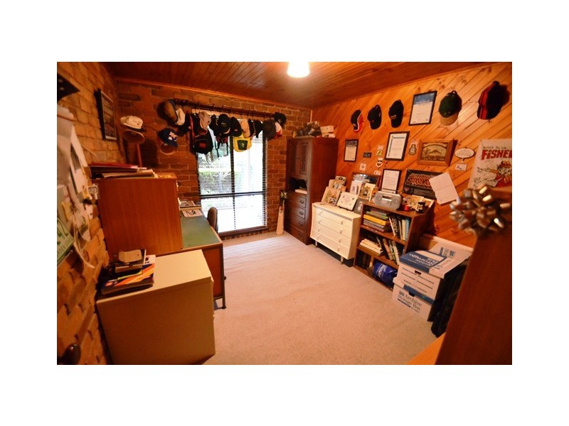 205 Highlands Road, Seymour VIC 3660