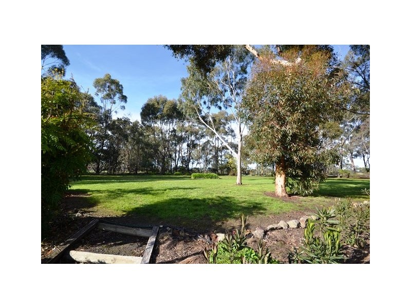 205 Highlands Road, Seymour VIC 3660