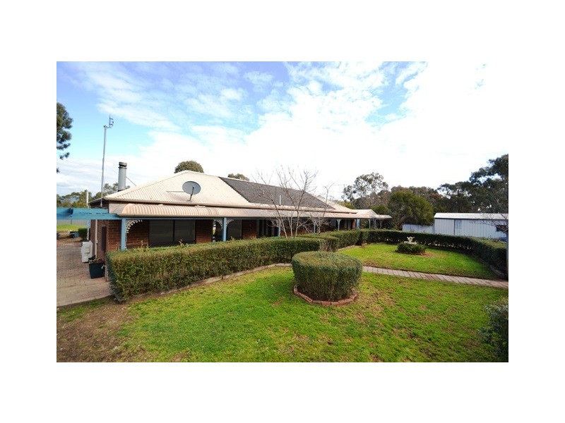 4 Dempsey Road, Seymour VIC 3660