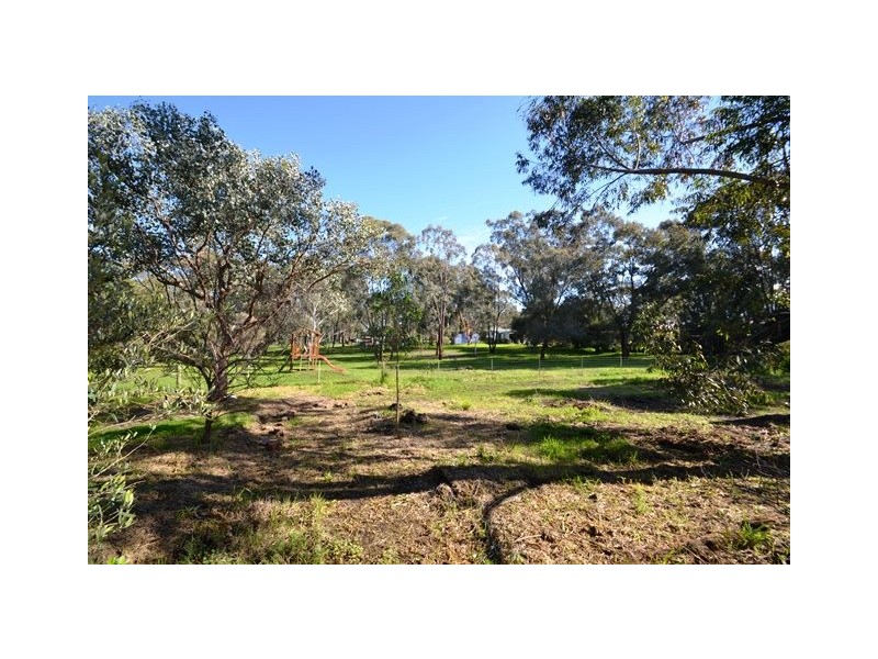 4 Dempsey Road, Seymour VIC 3660