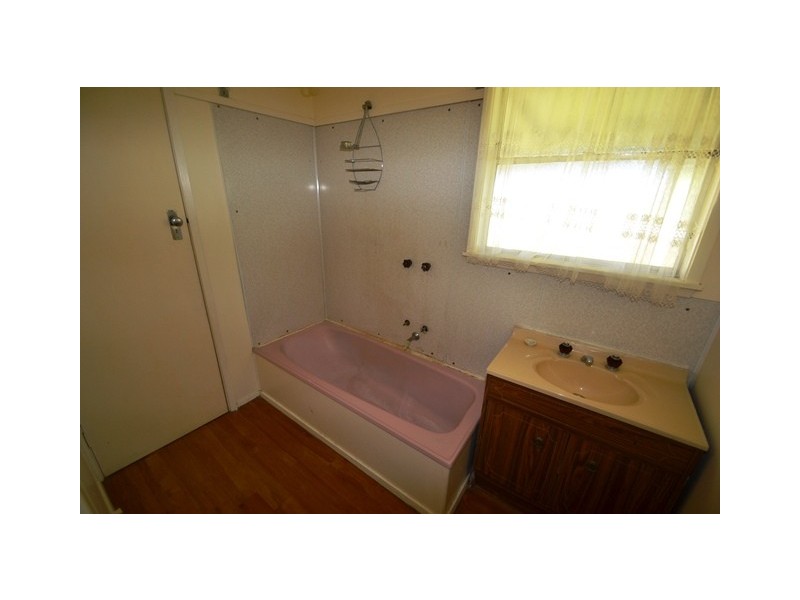 29 Howe Street, Seymour VIC 3660