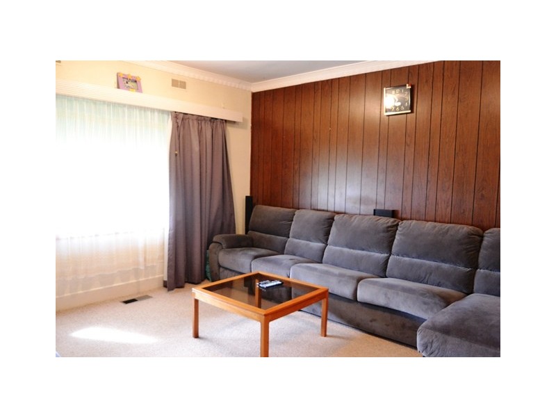 7 President Street, Seymour VIC 3660