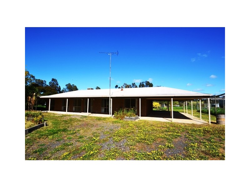 895 Northwood Road, Seymour VIC 3660
