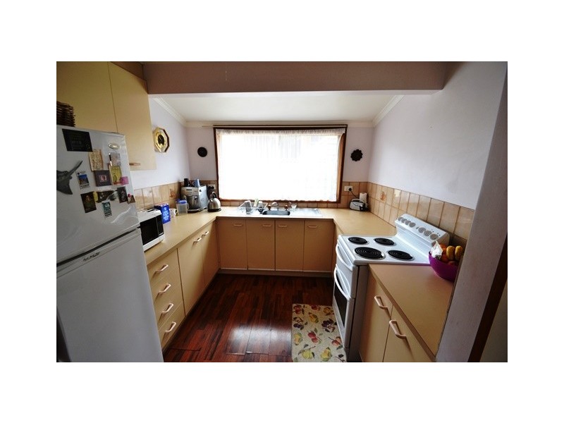 1/30 Clarey Ave, Seymour VIC 3660