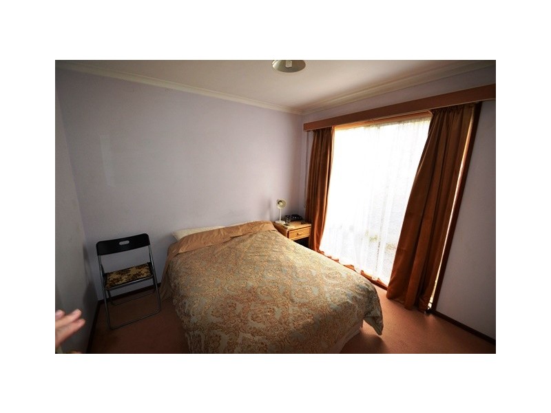 1/30 Clarey Ave, Seymour VIC 3660