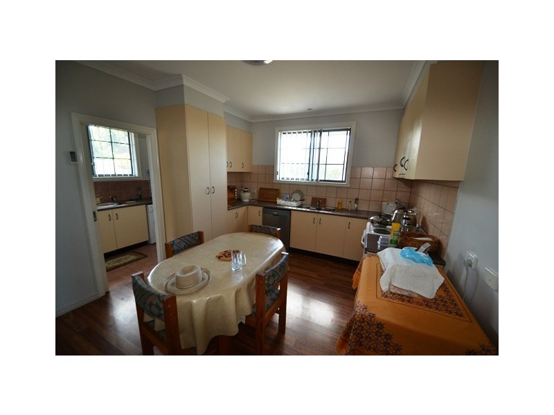 6 Nazek Court, Seymour VIC 3660