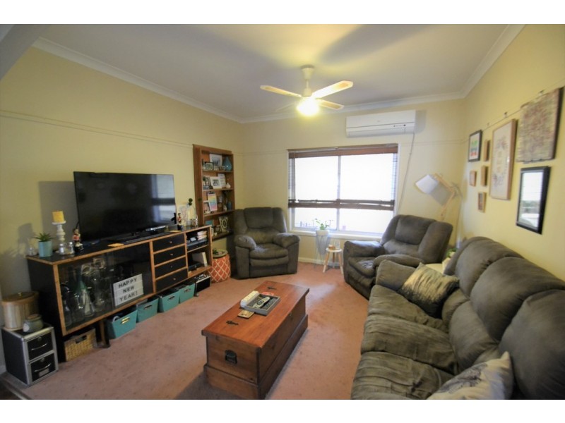 19 Delhi Street, Seymour VIC 3660