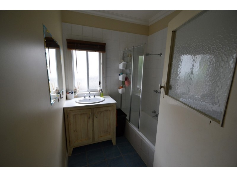 19 Delhi Street, Seymour VIC 3660