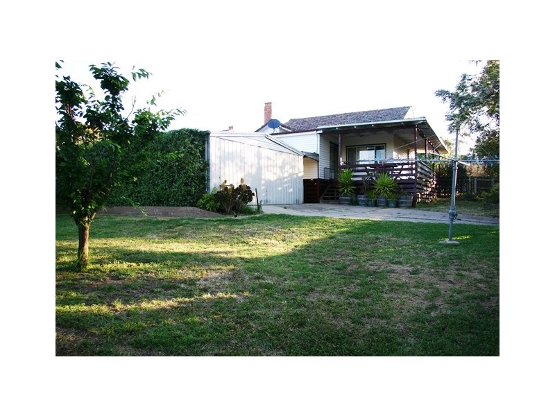 19 Delhi Street, Seymour VIC 3660