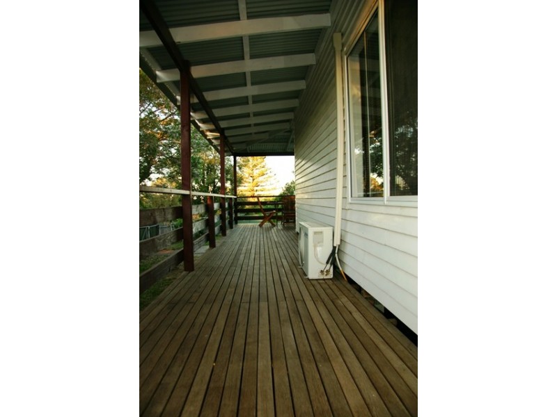 19 Delhi Street, Seymour VIC 3660