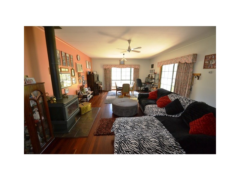 1030 Seymour Pyalong Rd, Tallarook VIC 3659