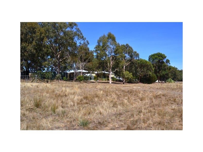 1030 Seymour Pyalong Rd, Tallarook VIC 3659