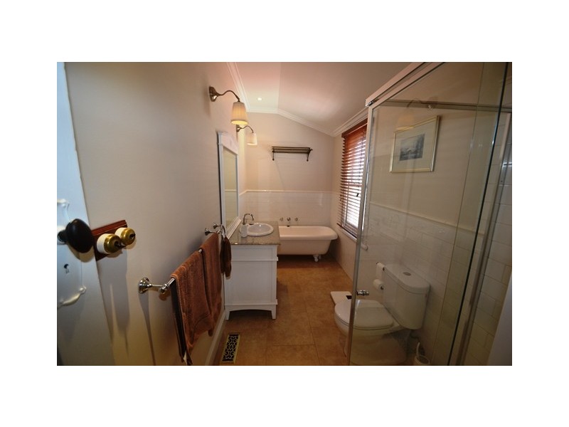 17 Park Street, Seymour VIC 3660