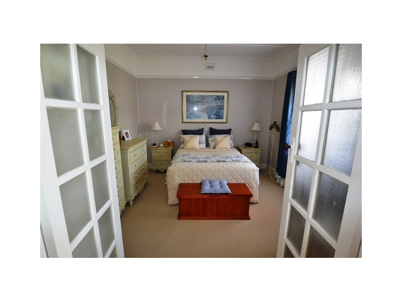 17 Park Street, Seymour VIC 3660