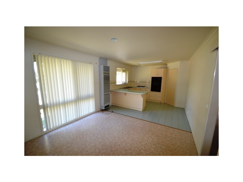 17 Delatite Road, Seymour VIC 3660