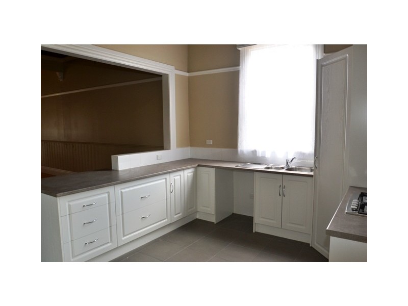 66 Anzac Avenue, Seymour VIC 3660