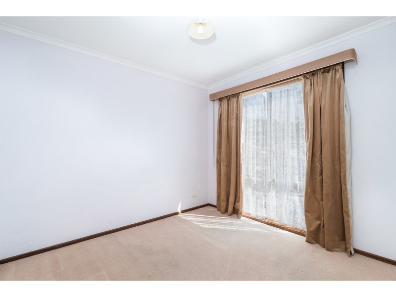 1/30 Clarey Avenue, Seymour VIC 3660