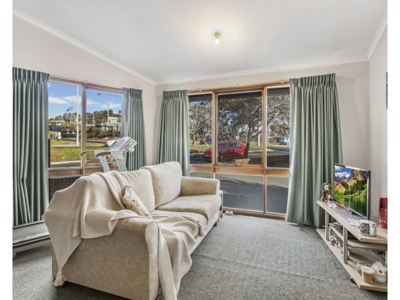 6/221 Anzac Avenue, Seymour VIC 3660