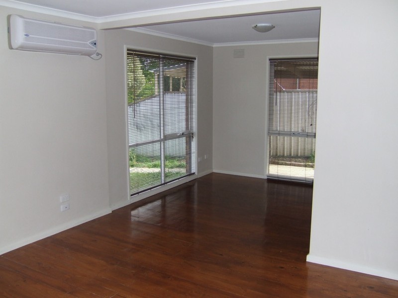 30 Avenel Road, Seymour VIC 3660