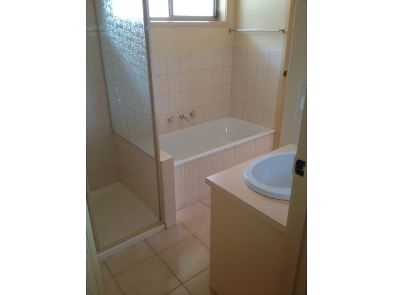 1/11 Delatite Road, Seymour VIC 3660